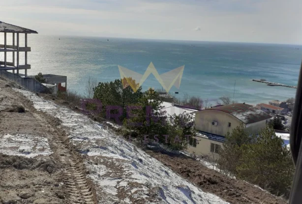 Агенция за недвижими имоти - Имоти Премиер - имот - 782827, Цена: 150000 EUR