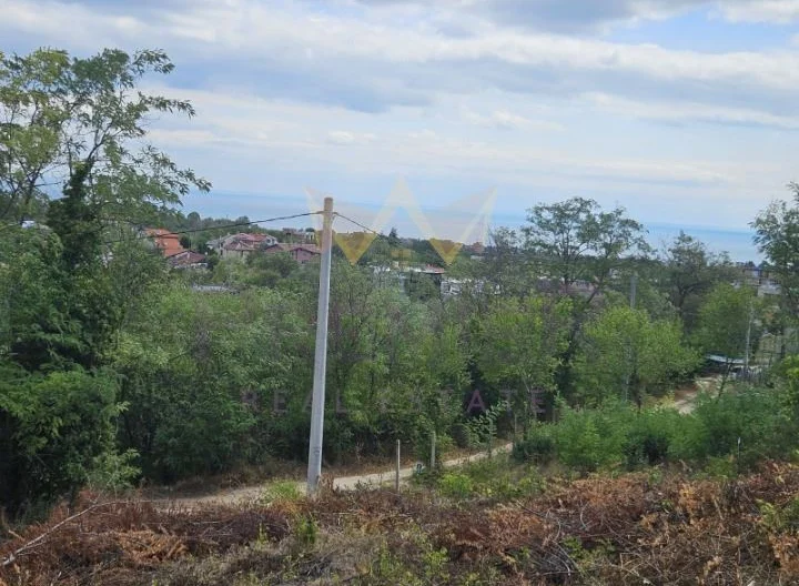 Парцел с морска панорама в м-ст Траката, гр.Варна -  - снимка 1 - Имоти Премиер