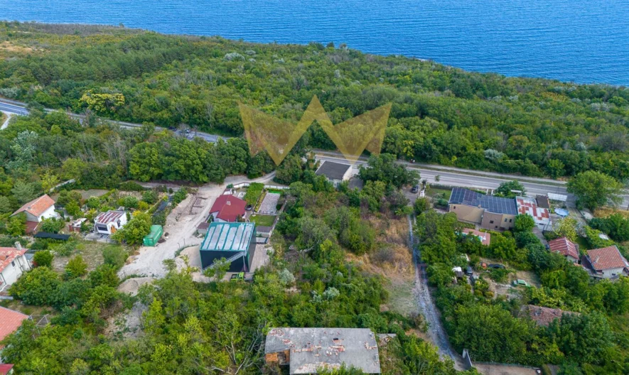 Парцел с морска панорама в района на Балчик - - снимка 2 - Имоти Премиер