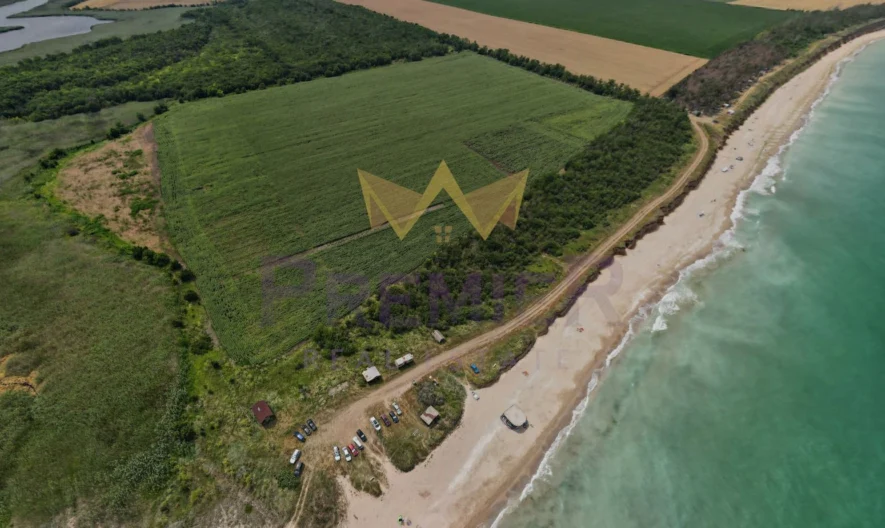 ПАРЦЕЛ С МОРСКИ ИЗГЛЕД НА ПЪРВА ЛИНИЯ -  - снимка 1 - Имоти Премиер