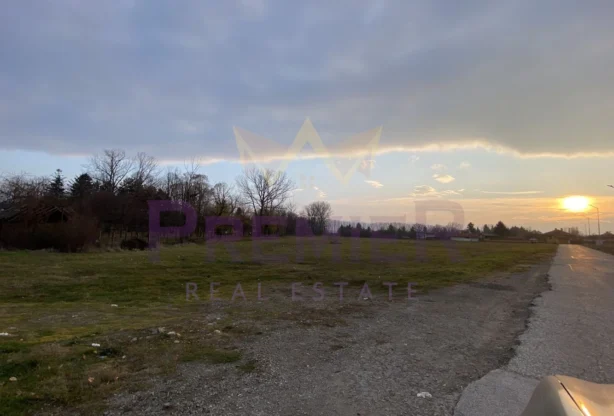 Агенция за недвижими имоти - Имоти Премиер - имот - 998147, Цена: 1938150 EUR