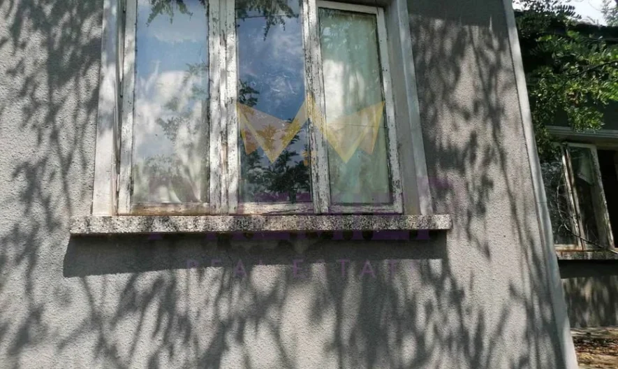 Парцел с постройка -  - снимка 3 - Имоти Премиер