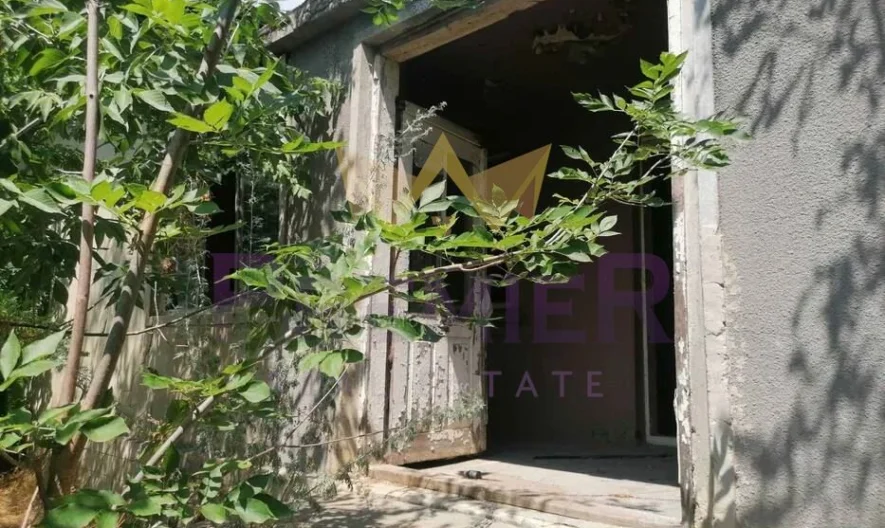 Парцел с постройка -  - снимка 3 - Имоти Премиер