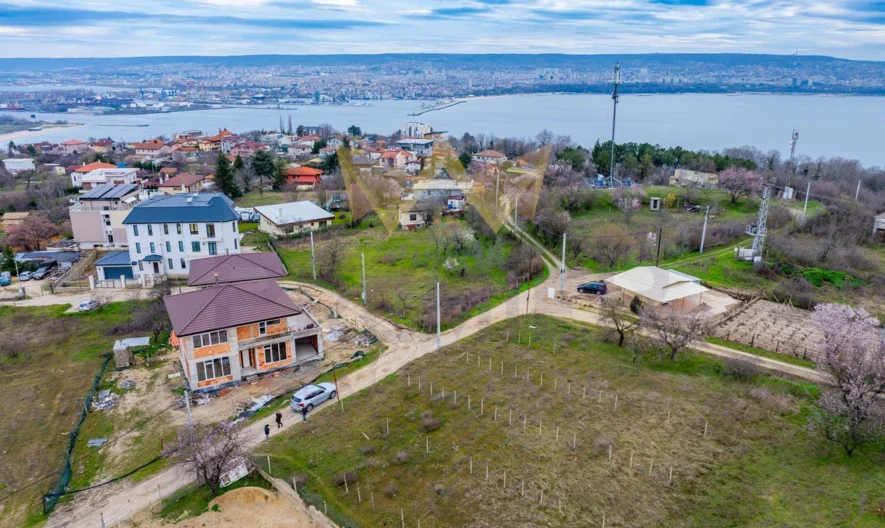 🏡 ПАРЦЕЛ С ПОТЕНЦИАЛ ЗА ЗАСТРОЯВАНЕ | 2451 кв.м -  - снимка 12 - Имоти Премиер