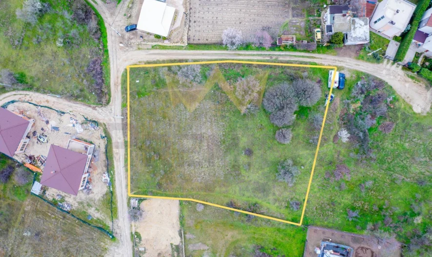 🏡 ПАРЦЕЛ С ПОТЕНЦИАЛ ЗА ЗАСТРОЯВАНЕ | 2451 кв.м -  - снимка 5 - Имоти Премиер