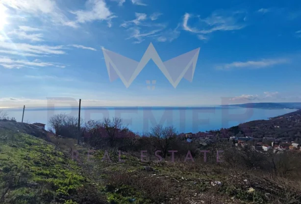 Агенция за недвижими имоти - Имоти Премиер - имот - 726620, Цена: 79000 EUR