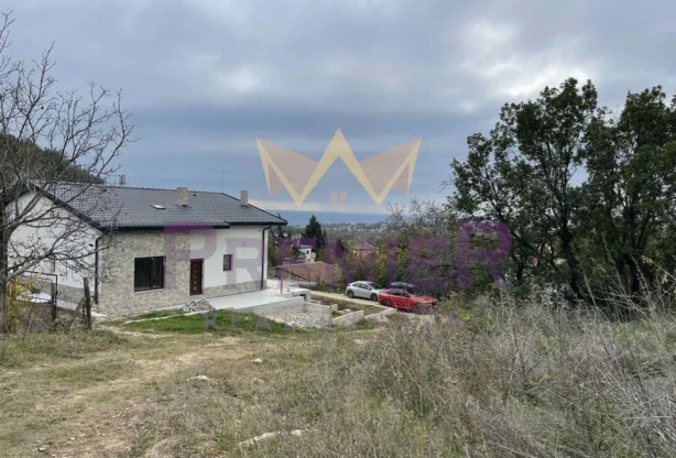 Агенция за недвижими имоти - Имоти Премиер - имот - 1204950, Цена: 165000 EUR