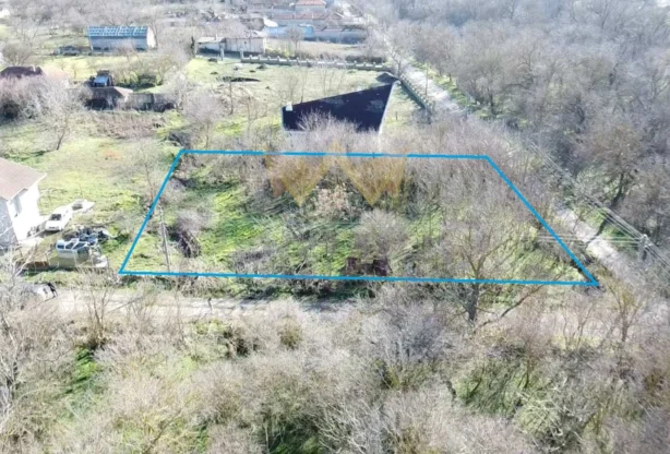 Парцел с. Ветрино, обл. Варна - - снимка 2 - Имоти Премиер