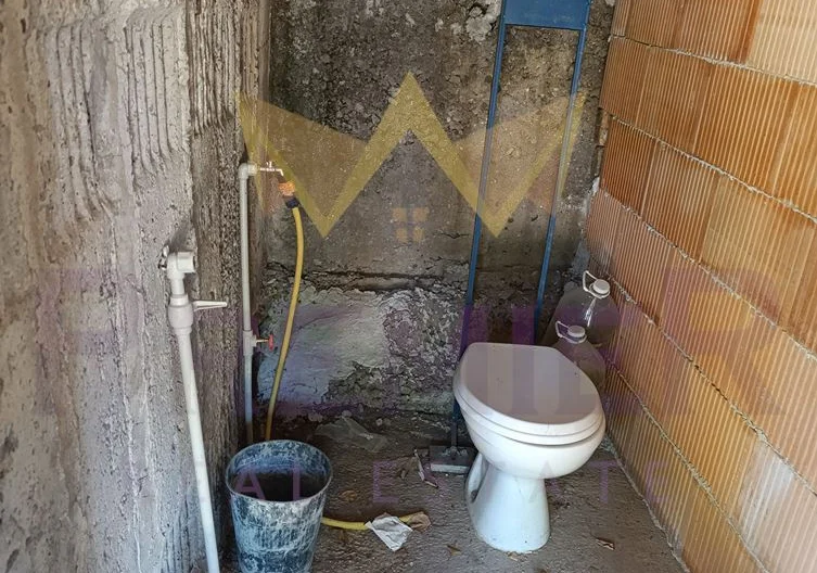 Парцел с временна постройка с.Страшимирово -  - снимка 15 - Имоти Премиер