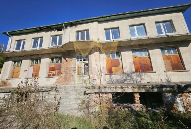 Агенция за недвижими имоти - Имоти Премиер - имот - 951105, Цена: 285770 EUR