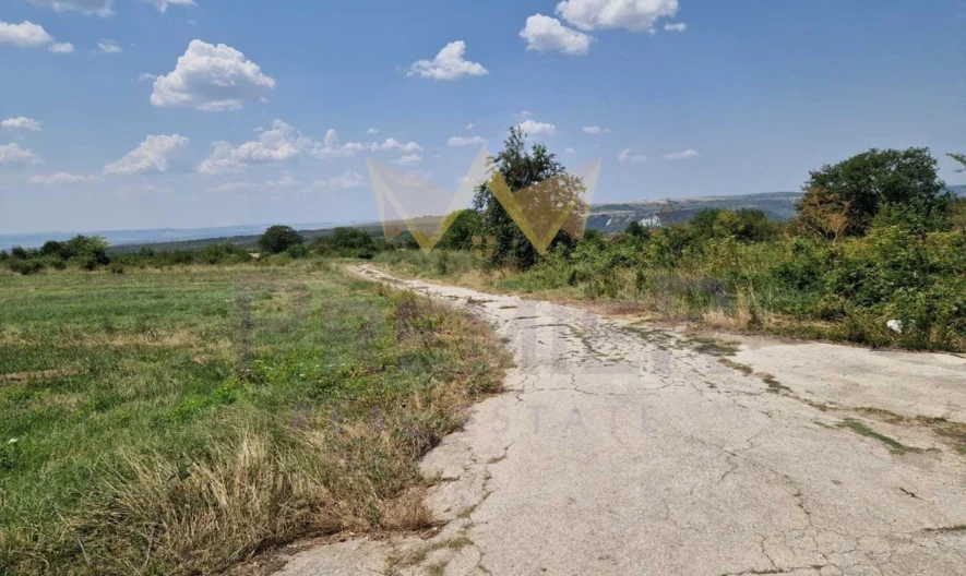 Парцел с.Добрина -  - снимка 1 - Имоти Премиер