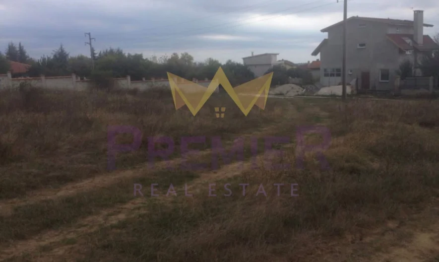 Парцел село Здравец - - снимка 1 - Имоти Премиер