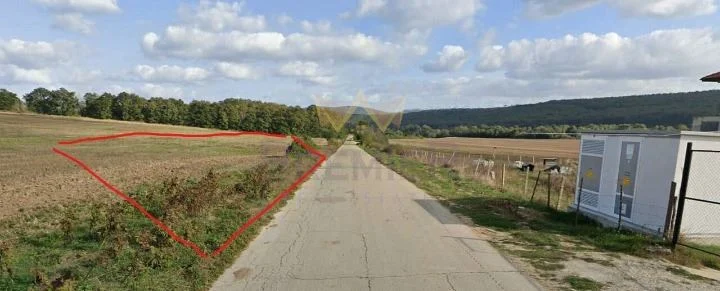 Парцел с.Попович, общ. Обзор -  - снимка 2 - Имоти Премиер