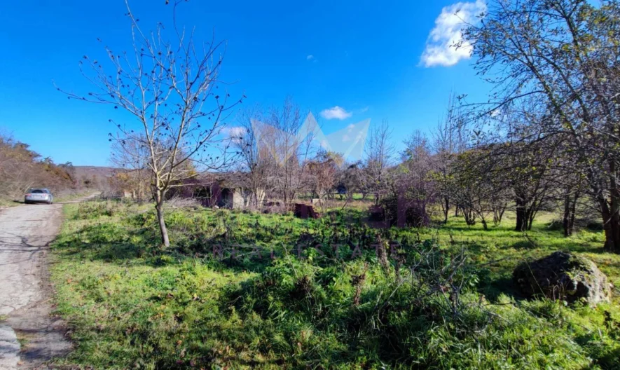 Парцел  с.Църква в близост до черноморските курорти Албена, Кранево, Златни пясъци. -  - снимка 3 - Имоти Премиер