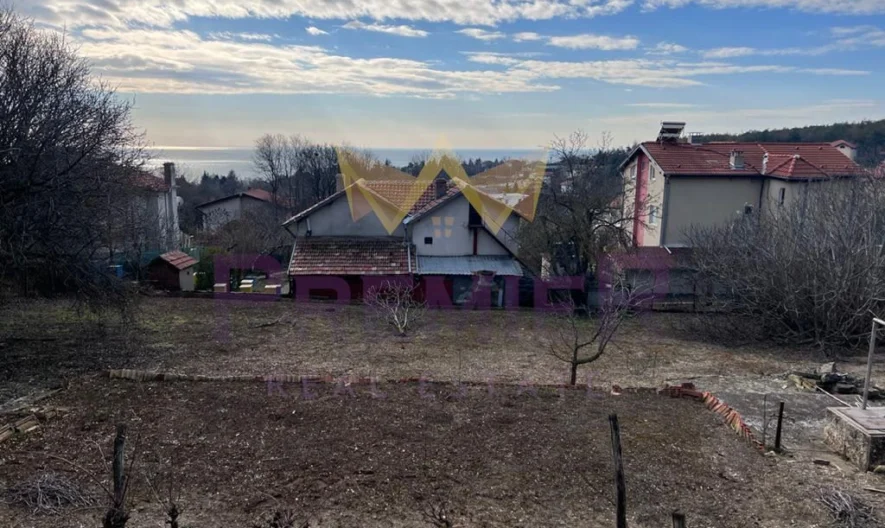 Парцел в Балчик със страхотна морска панорама -  - снимка 1 - Имоти Премиер