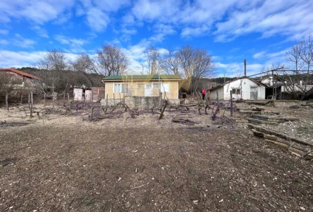 Агенция за недвижими имоти - Имоти Премиер - имот - 1043317, Цена: 105000 EUR