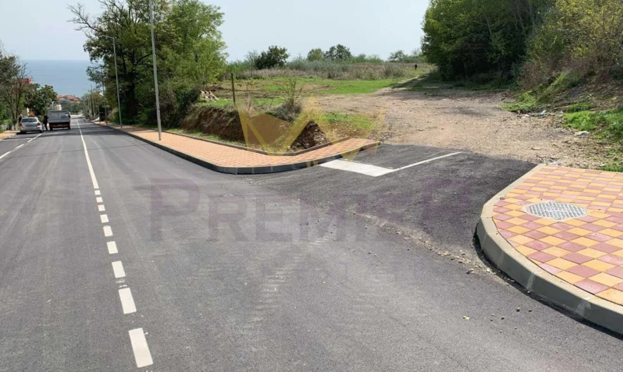 Парцел в гр. Бяла - - снимка 4 - Имоти Премиер