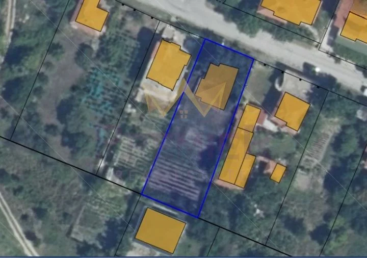 Парцел в гр.Бяла - - снимка 1 - Имоти Премиер