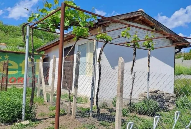 Агенция за недвижими имоти - Имоти Премиер - имот - 1189074, Цена: 28500 EUR