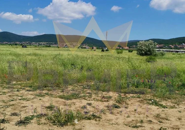 Парцел в Кошарица -  - снимка 1 - Имоти Премиер