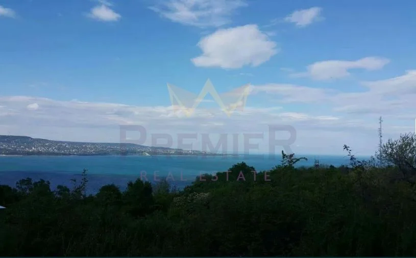 Парцел в кв. Галата - - снимка 1 - Имоти Премиер