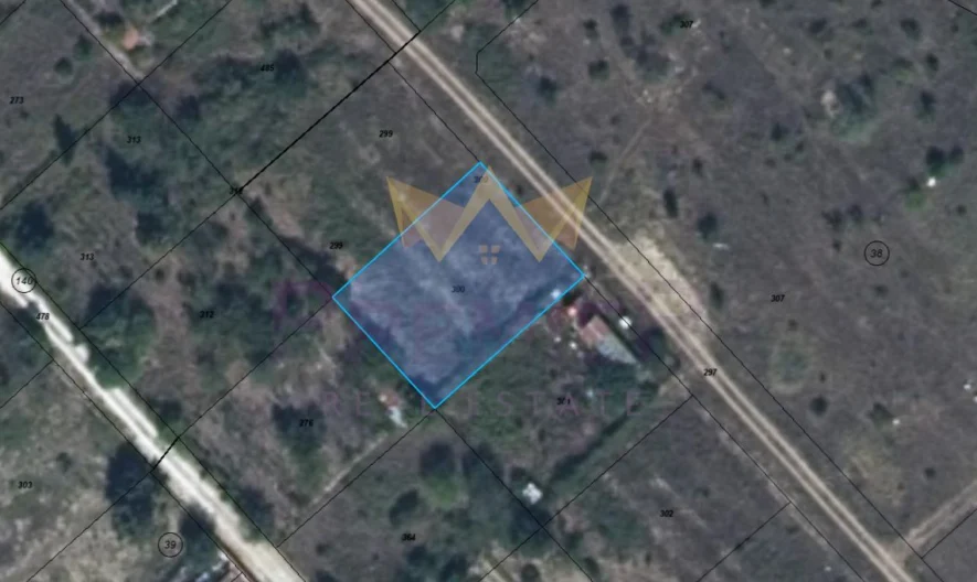 парцел в м-т Крушките -  - снимка 1 - Имоти Премиер