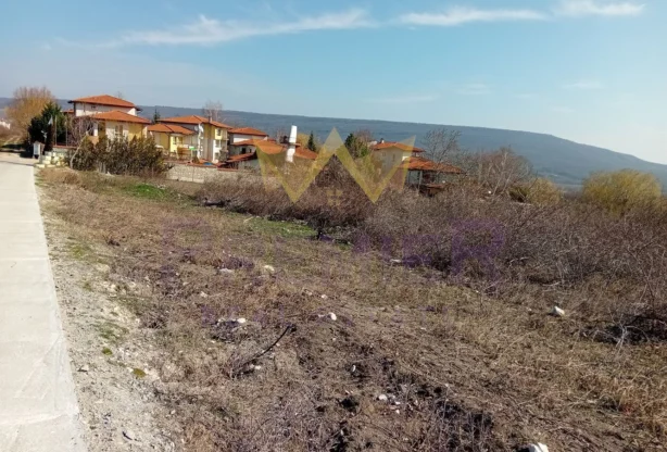 Агенция за недвижими имоти - Имоти Премиер - имот - 806315, Цена: 102480 EUR