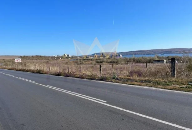 Агенция за недвижими имоти - Имоти Премиер - имот - 1104933, Цена: 400000 EUR