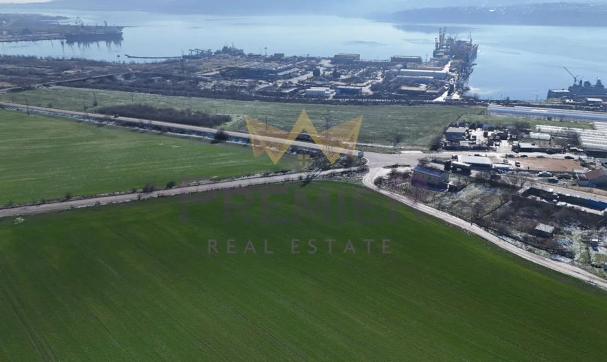 Парцел в с. Езерово, обл. Варна -  - снимка 1 - Имоти Премиер