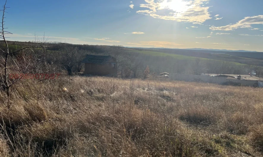 Парцел в с. Приселци, обл. Варна - - снимка 1 - Имоти Премиер