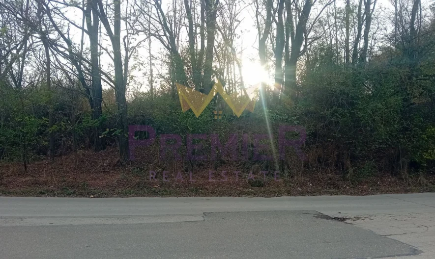 Парцел в с.Николаевка,обл.Варна - - снимка 1 - Имоти Премиер