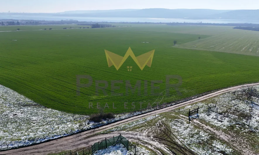 Парцел в с.Тополи, общ.Варна -  - снимка 4 - Имоти Премиер