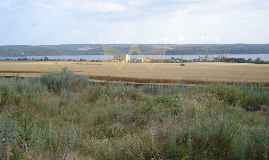 Парцел за продажба с отлична локация в с. Тополи, област Варна. - - снимка 8 - Имоти Премиер