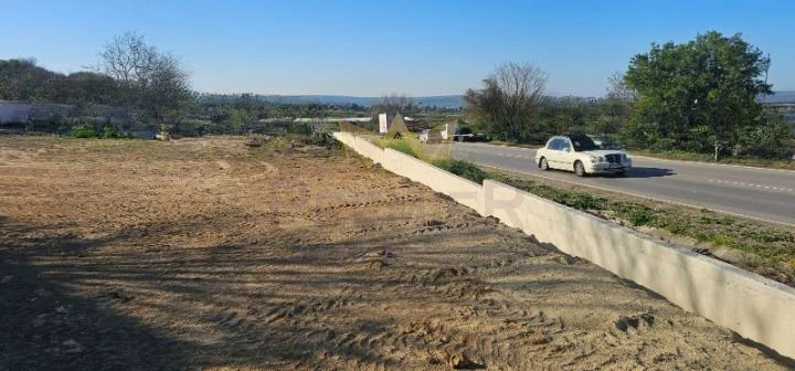 Парцел за продажба в гр. Аксаково -  - снимка 4 - Имоти Премиер