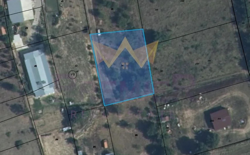 Парцел за продажба в с. Страшимирово -  - снимка 1 - Имоти Премиер