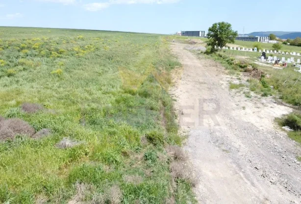 Агенция за недвижими имоти - Имоти Премиер - имот - 1032253, Цена: 649935 EUR