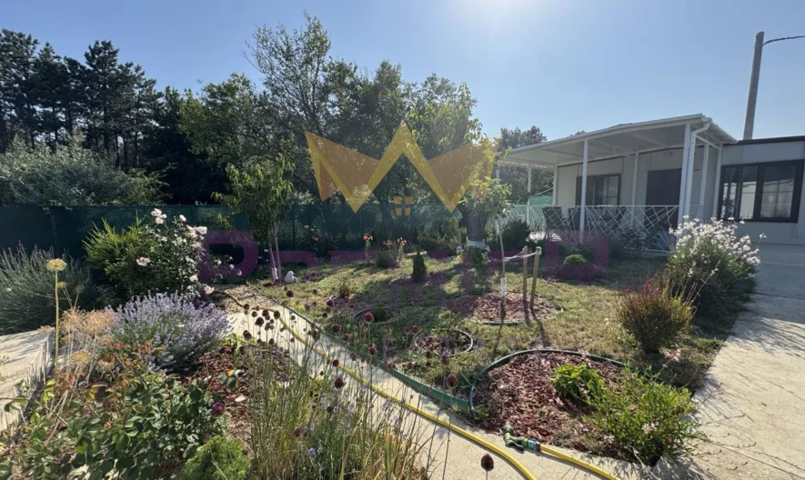 Парзцел с обзаведена постройка в района Телевизионна кула гр. Варна - - снимка 1 - Имоти Премиер