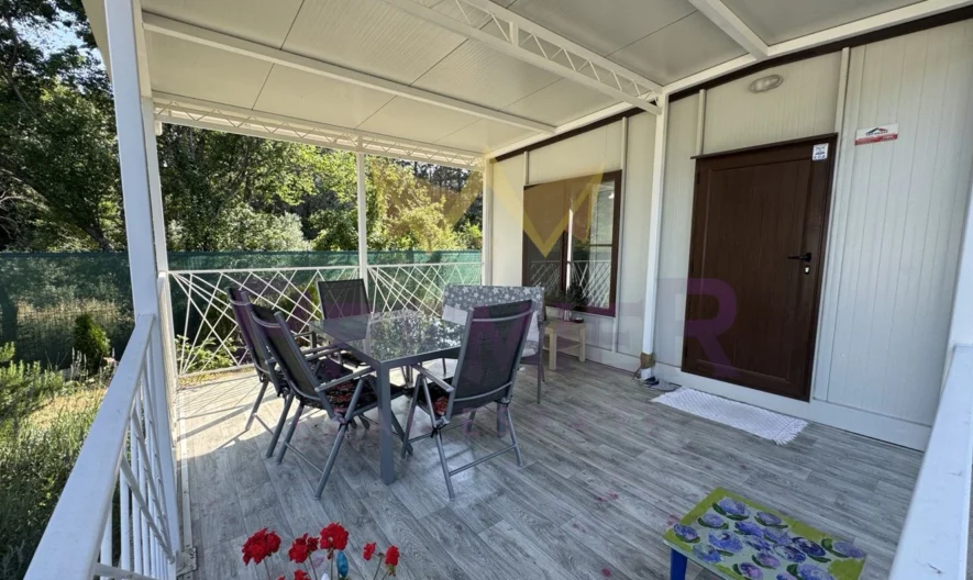 Парзцел с обзаведена постройка в района Телевизионна кула гр. Варна - - снимка 3 - Имоти Премиер