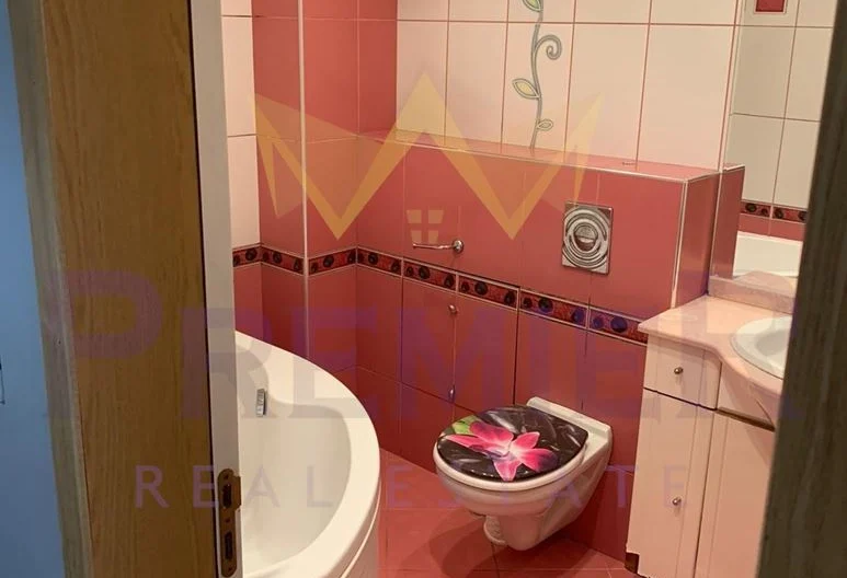 ПЕРФЕКТНО ОБЗАВЕДЕН АПАРТАМЕНТ БРИЗ - - снимка 4 - Имоти Премиер