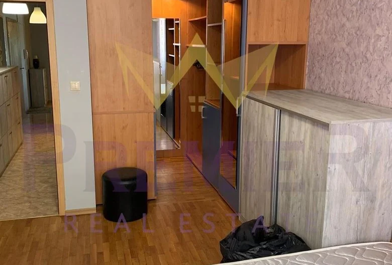 ПЕРФЕКТНО ОБЗАВЕДЕН АПАРТАМЕНТ БРИЗ - - снимка 6 - Имоти Премиер