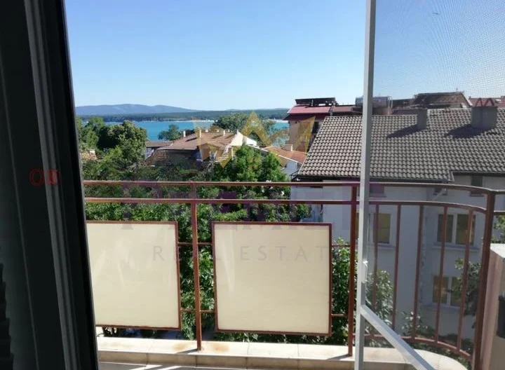 Пететажна, обзаведена къща в Приморско -  - снимка 10 - Имоти Премиер