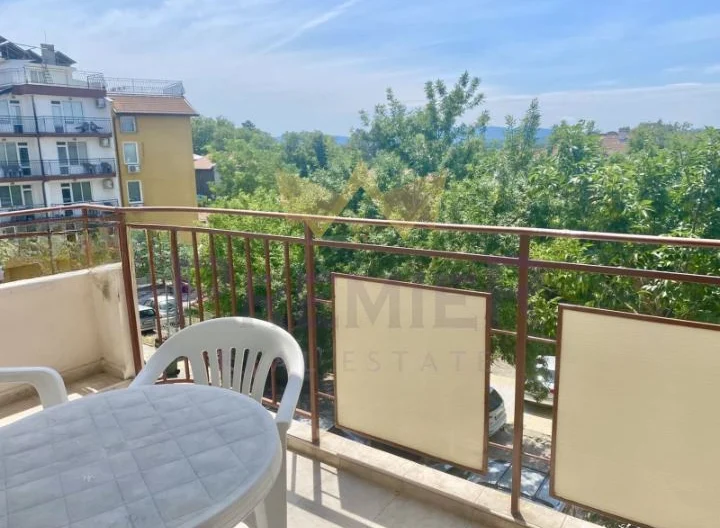 Пететажна, обзаведена къща в Приморско -  - снимка 11 - Имоти Премиер