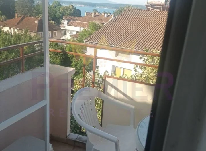 Пететажна, обзаведена къща в Приморско -  - снимка 14 - Имоти Премиер