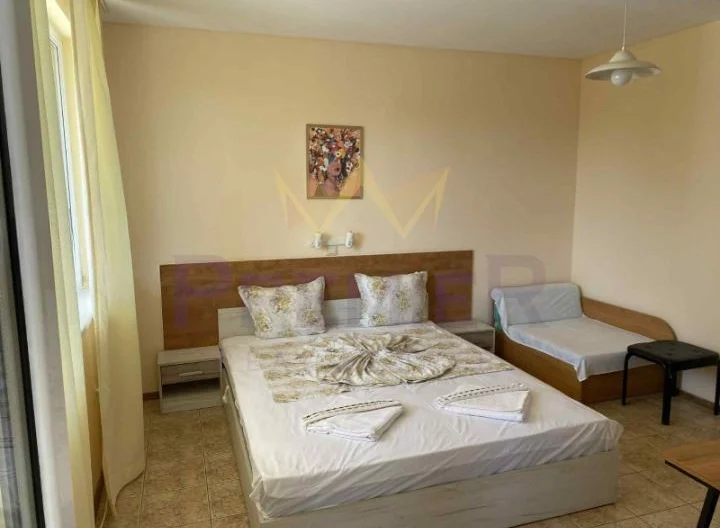 Пететажна, обзаведена къща в Приморско -  - снимка 9 - Имоти Премиер