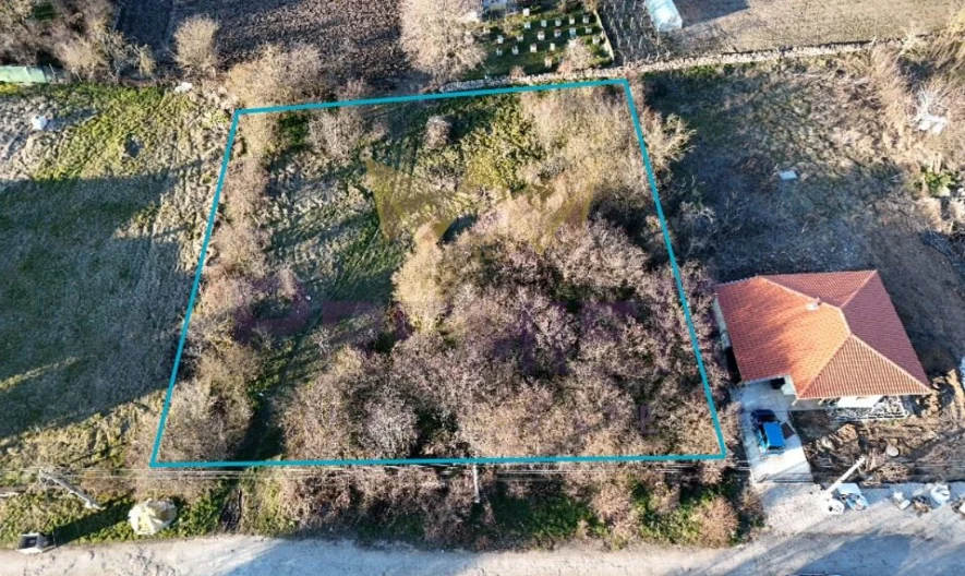 Plot (1680 sq.m) with a regular shape in the village of Gurkovo, Balchik municipality, Dobrich region - - snimka 1 - Imoti Premier