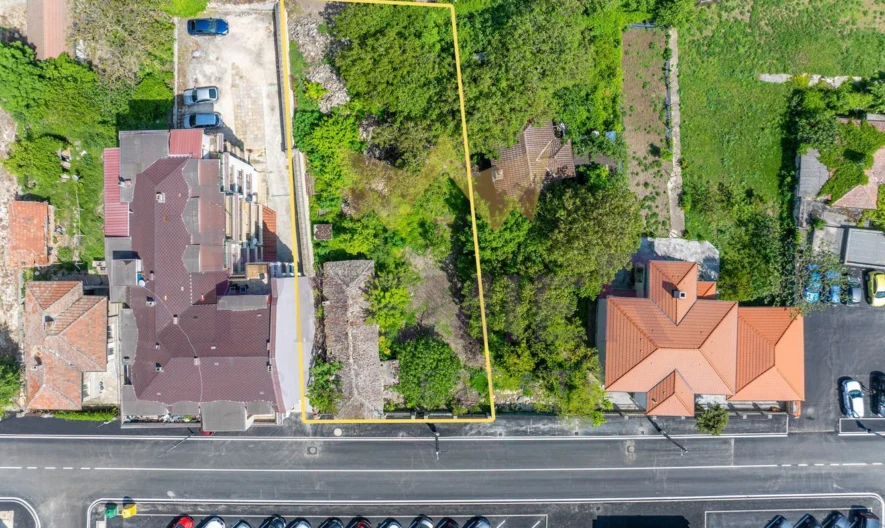 Plot in the very center of the town of Kavarna -  - snimka 2 - Imoti Premier