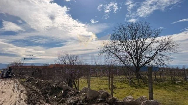 Plot in the Zaharna Fabrika district - - snimka 4 - Imoti Premier