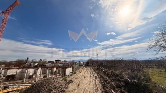 Plot in the Zaharna Fabrika district - - snimka 7 - Imoti Premier