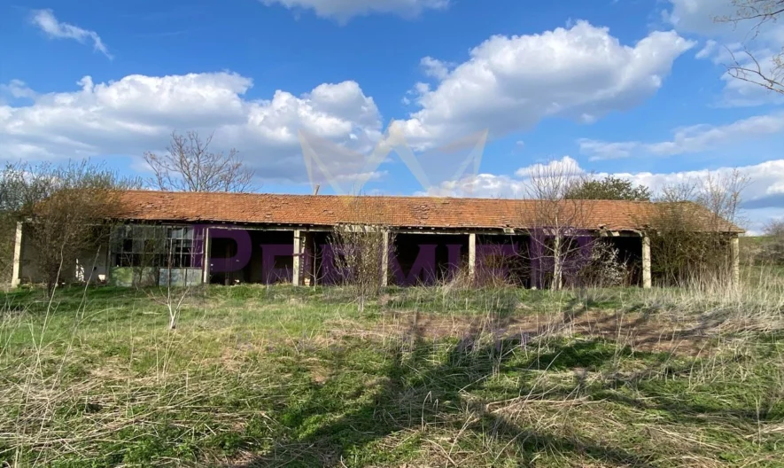 Plot on a main road with asphalt access - - snimka 2 - Imoti Premier