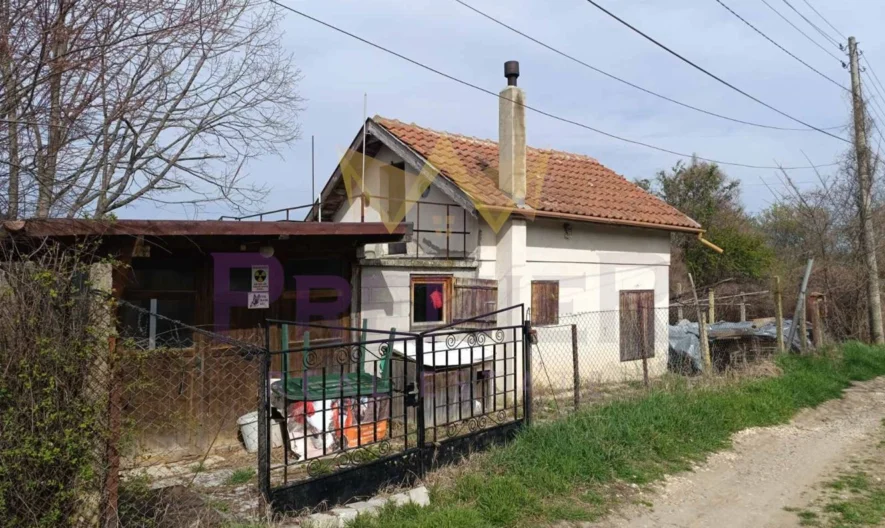 Plot with a building – electricity and water -  - snimka 12 - Imoti Premier